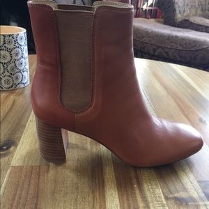NWOT Ann Taylor Booties